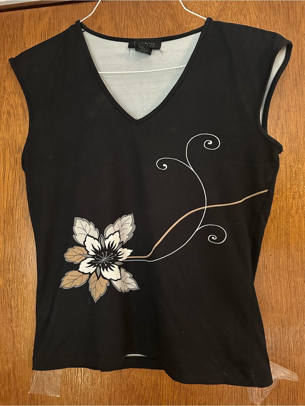 The Limited Stretch Top Woman’s SZ S Black V-Neck Floral Graphic Fairy Jersey